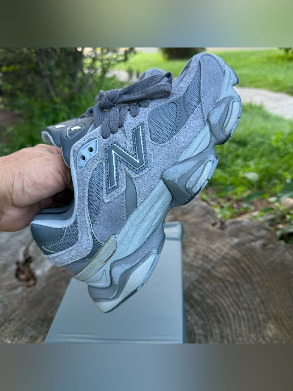 New model new balance 9060 aged version Girl sneakers shoes size 4.5